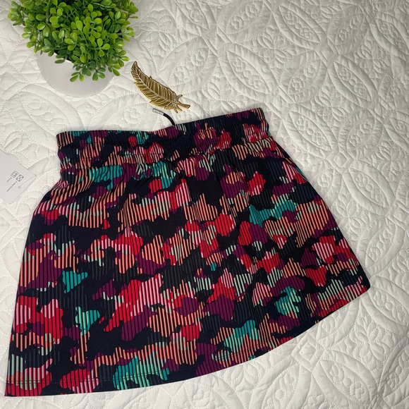 Short skirt for girl - Picture 5 of 6